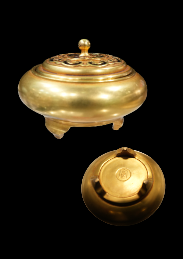 F000470 金色三足帶蓋銅香爐